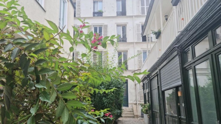 Quartier TERNES-NIEL 75017, Appartement 2 pièces au coeur d’une cour arborée.