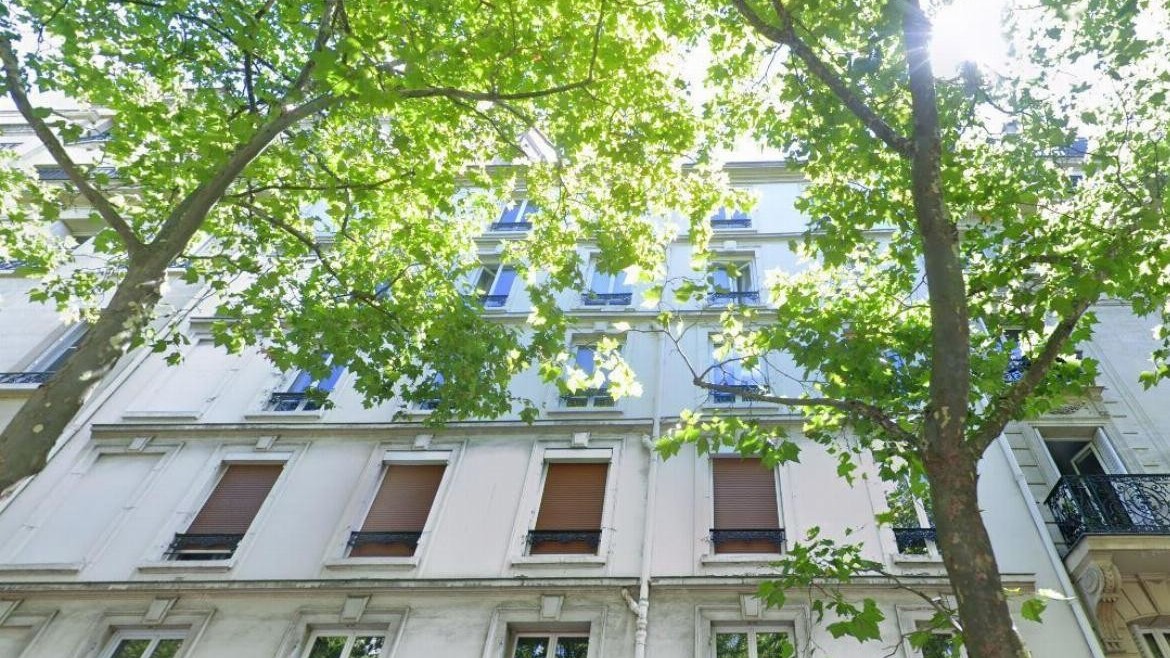 Appartement avenue de Ségur 75015- 3 pièces sur cour.