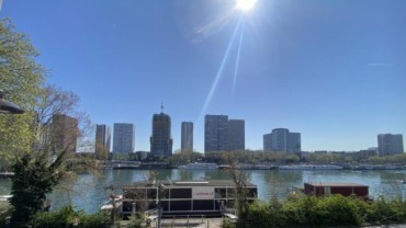 MAISON DE LA RADIO – Studio vue sur Seine
