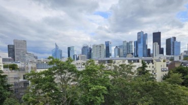 COURBEVOIE – Appartement T2 avec balcon et vue dégagée