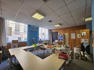 Paris 11ème - Local à usage de bureau en rez-de-chaussée et sous-sol