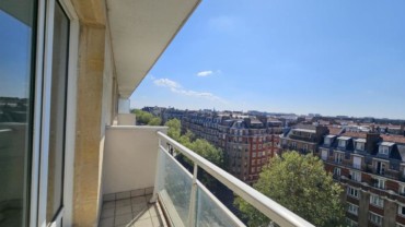 T4, 2 chambres environ 90 m² – Asc, Balcon, Parking, Cave