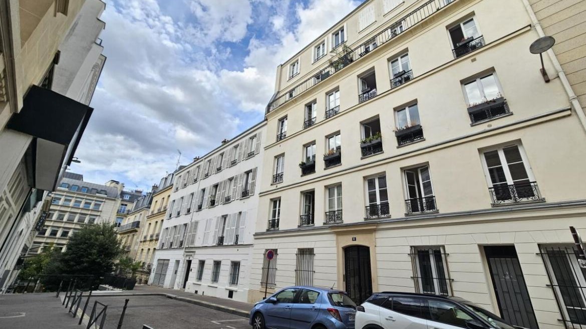 Étoile / Victor Hugo – Paris 16ᵉ – T2 de 39,35 m²