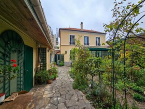 La Garennes Colombes - Maison avec jardin, annexe, garage