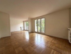 METRO SAINT-MANDE - T4 avec balcon, gardien, ascenseur